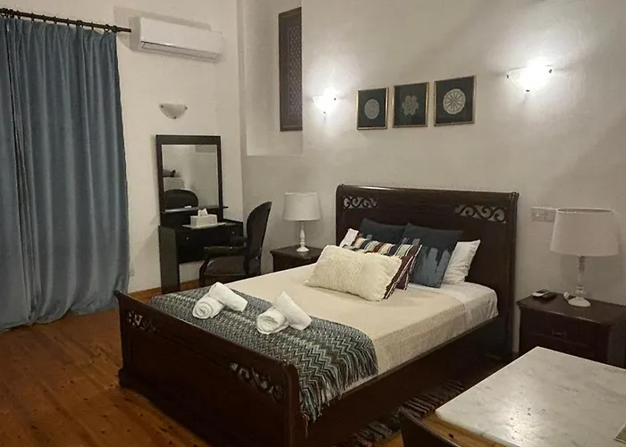 Theoxenia Aparthotel 2*