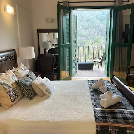 Theoxenia Aparthotel