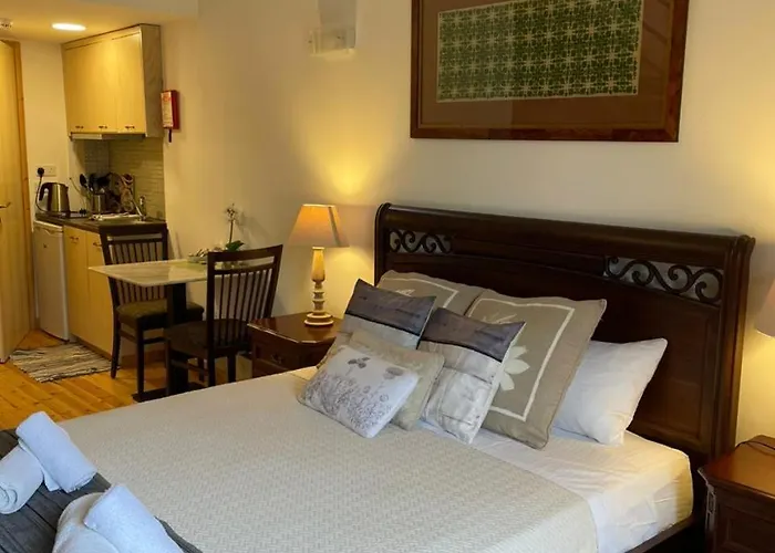 Aparthotel Theoxenia