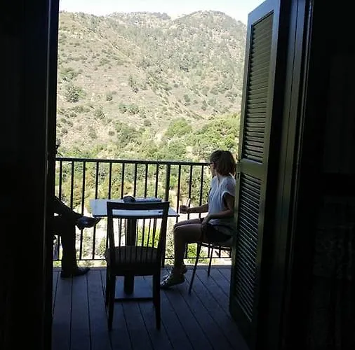 Theoxenia Aparthotel